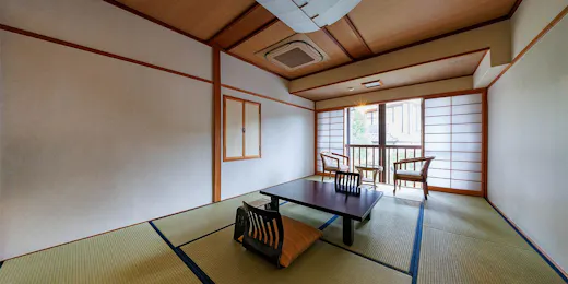 聴泉閣かめや