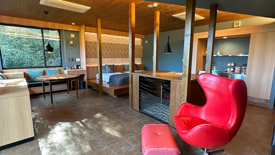 Hotel Shiki no Kura: A Pet-Friendly Inn with Its Own Hot Spring Source