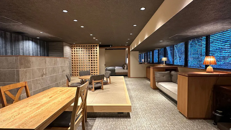 Hotel Shiki no Kura: A Pet-Friendly Inn with Its Own Hot Spring Source