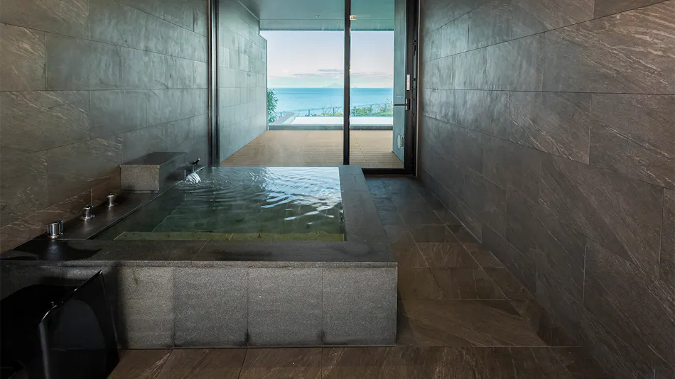 Hotel Shiki no Kura: A Pet-Friendly Inn with Its Own Hot Spring Source
