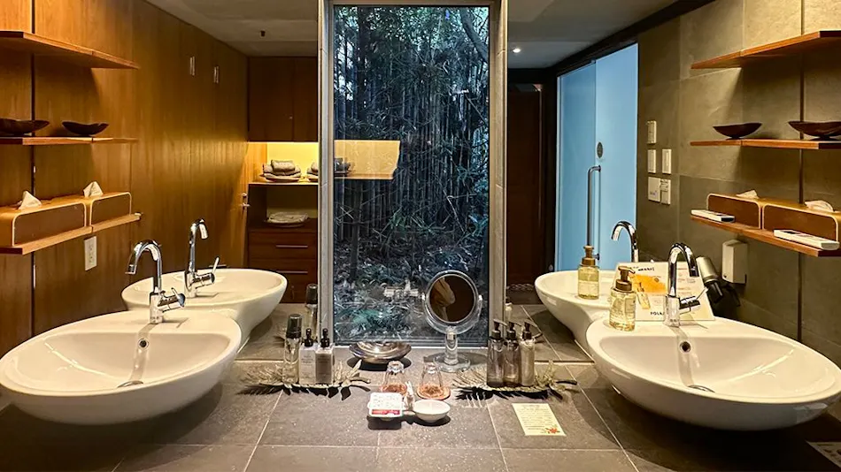 Hotel Shiki no Kura: A Pet-Friendly Inn with Its Own Hot Spring Source
