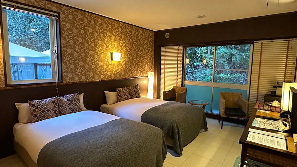 Hotel Shiki no Kura: A Pet-Friendly Inn with Its Own Hot Spring Source