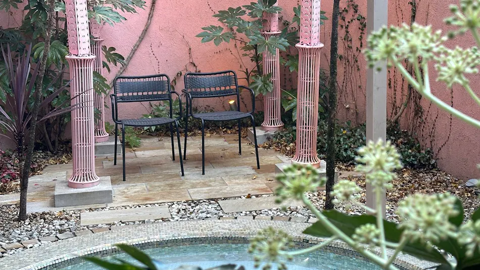 Hotel Shiki no Kura: A Pet-Friendly Inn with Its Own Hot Spring Source