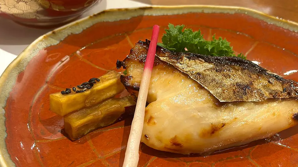 Hotel Shiki no Kura: A Pet-Friendly Inn with Its Own Hot Spring Source