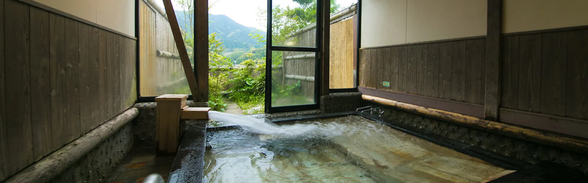 湯めぐりの宿 楠水閣