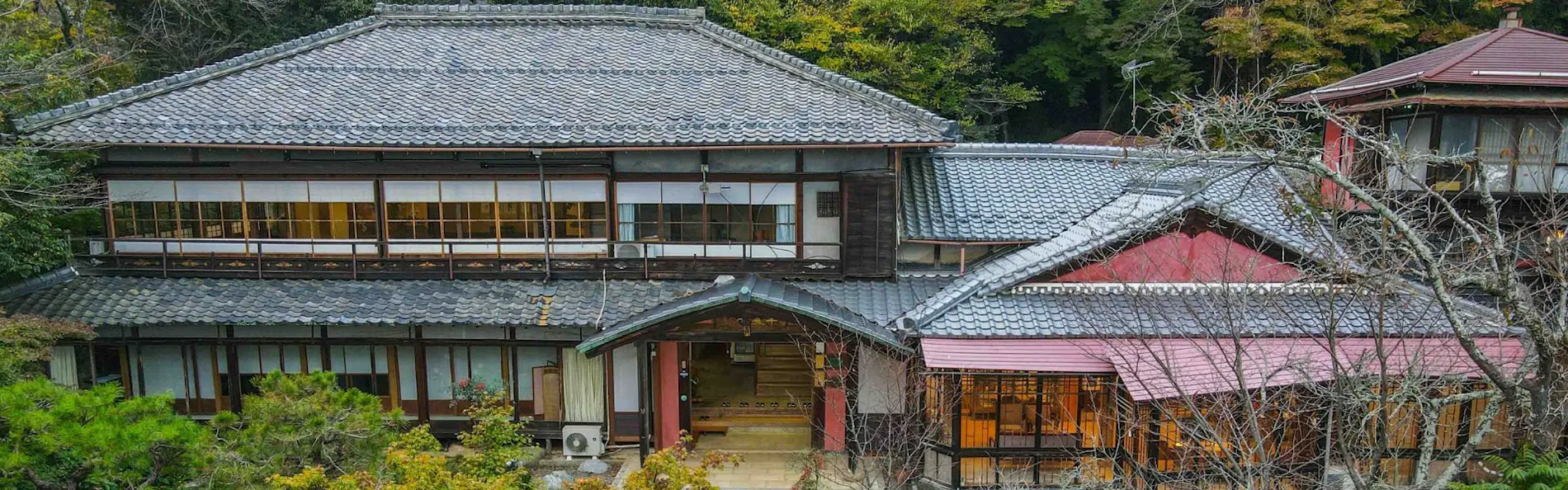 千歳楼(せんざいろう)