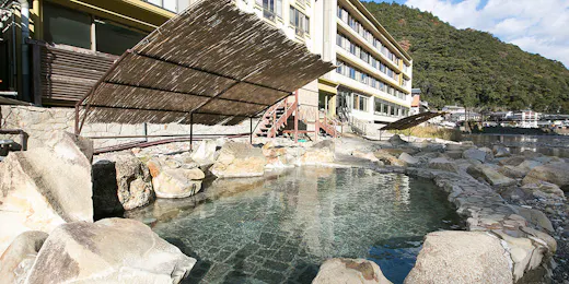 山水館 川湯みどりや