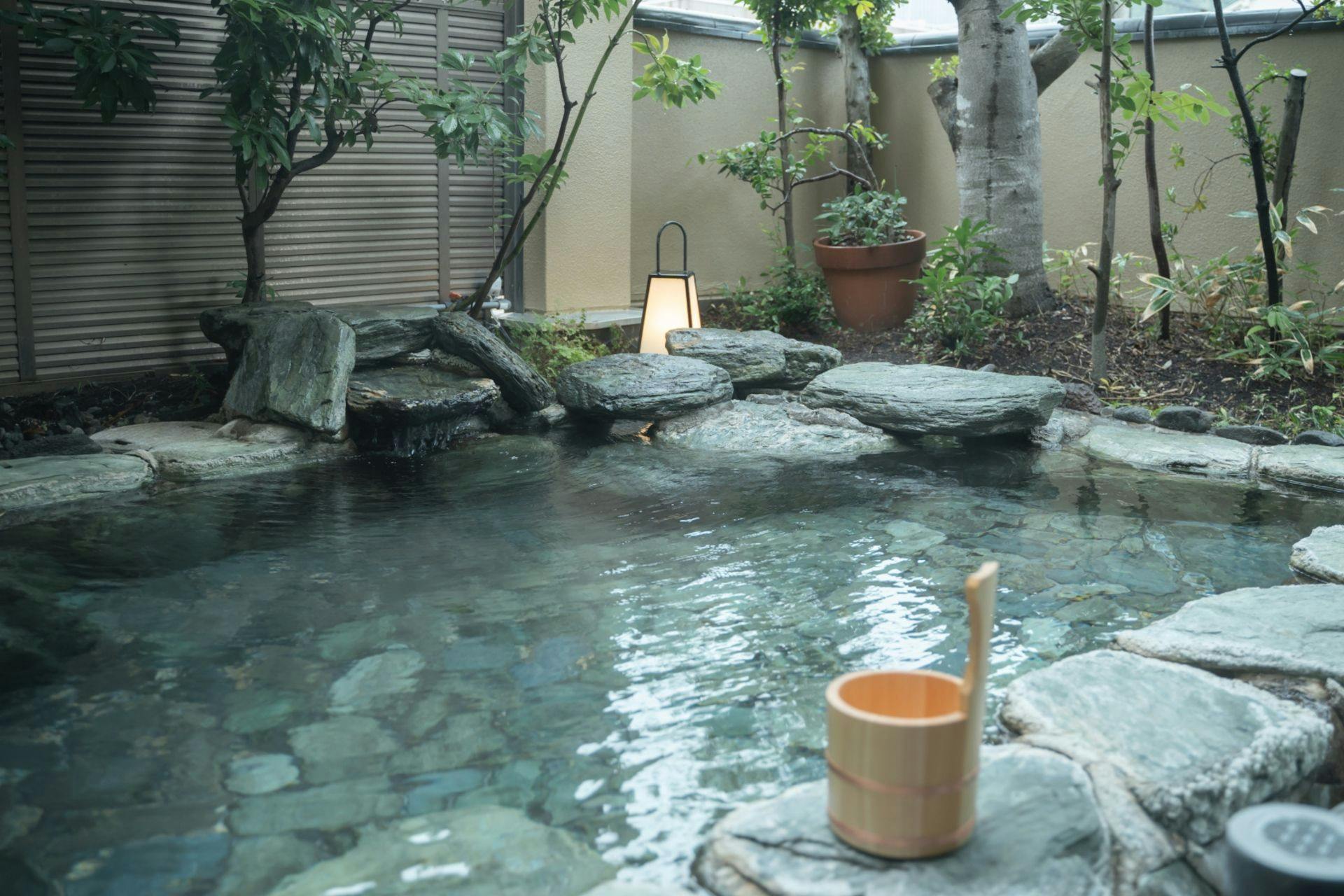 Nishiizu Meguri