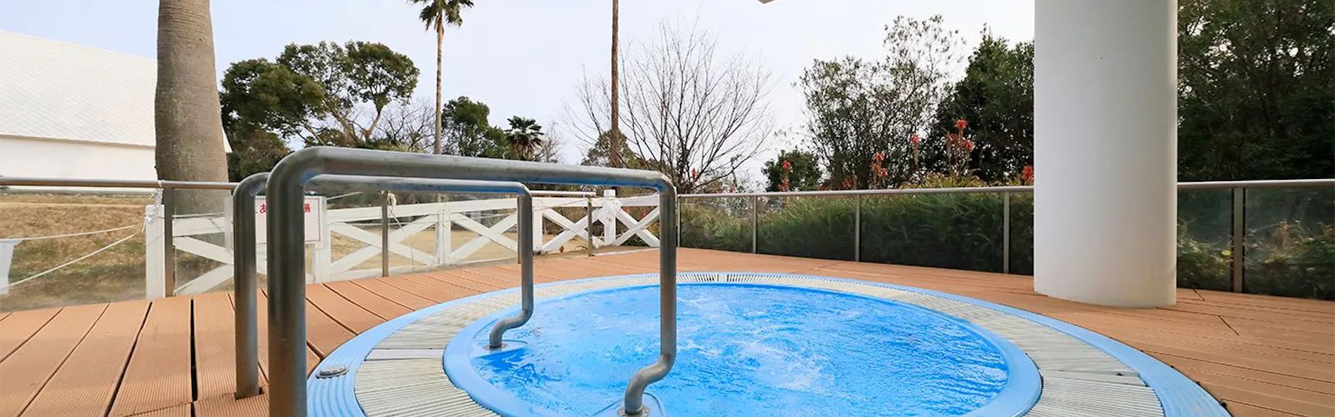 リゾートホテル海辺の果樹園