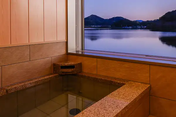 ห้องอาบน้ำ