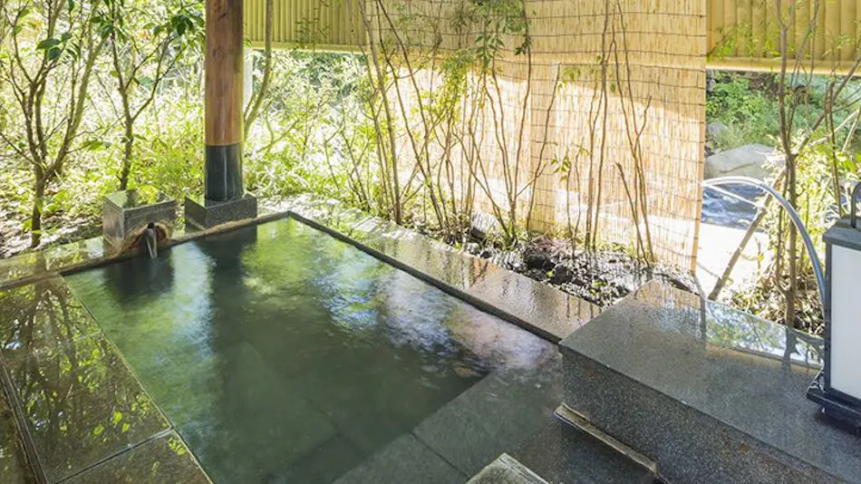 Yusai: The Echo of the Hot Spring Gorge