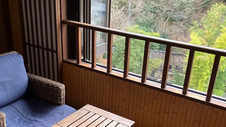 Yusai: The Echo of the Hot Spring Gorge