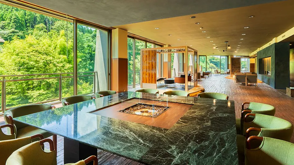 Yusai: The Echo of the Hot Spring Gorge