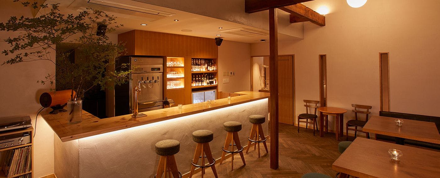 ツキコマスタンド