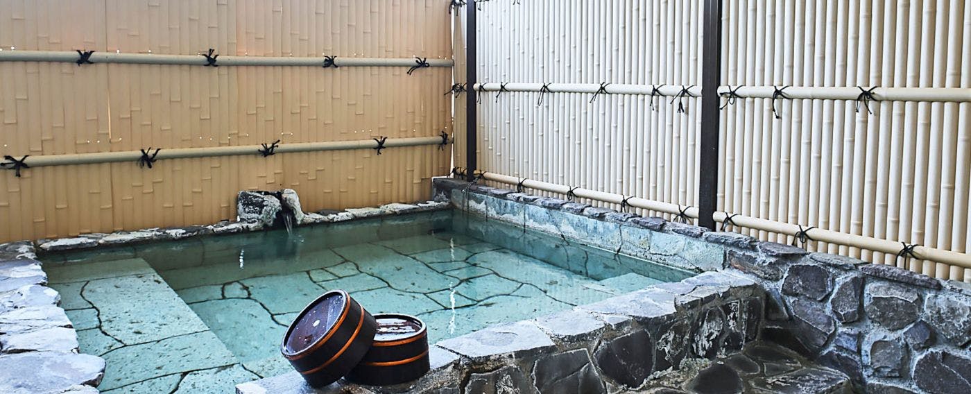 自家源泉かけ流しの宿　熱海の癒（ゆ）新かどや