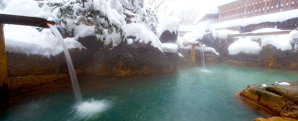 ตัวอย่างบ่อน้ำพุร้อนกลางแจ้ง