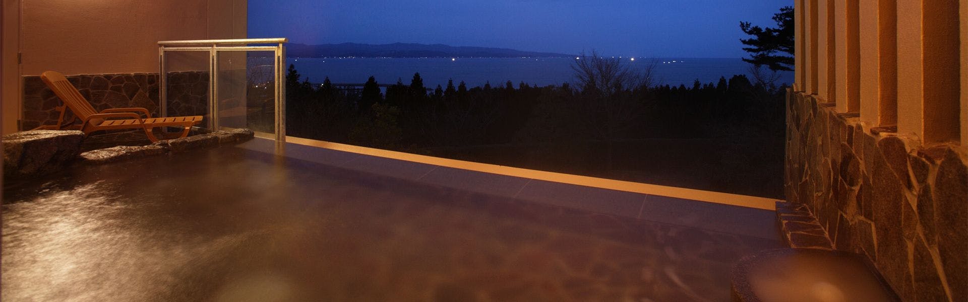 雨晴温泉　磯はなび