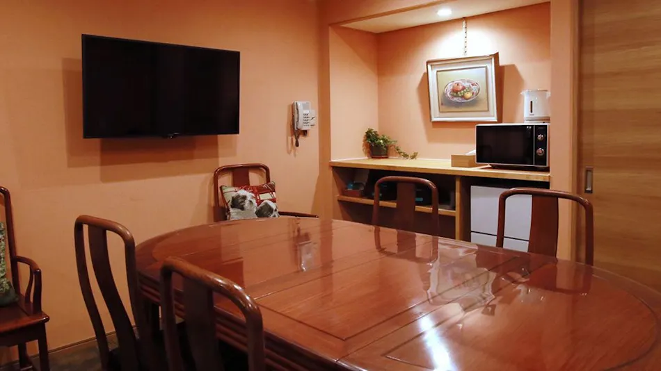 Kinugawa International Hotel: A Pet-Friendly Accommodation with Three Dog Runs