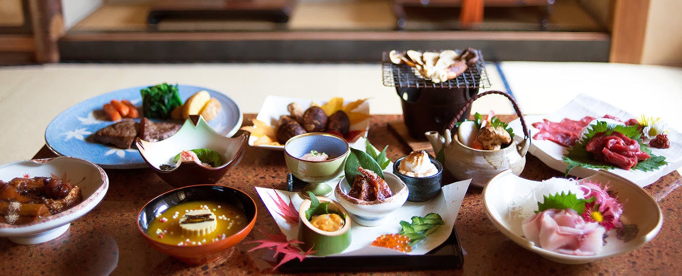鉄鉱泉本館