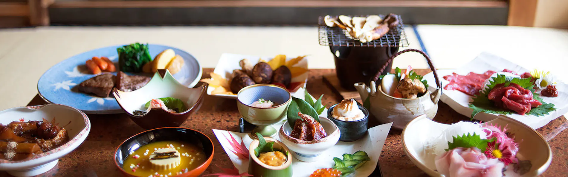 鉄鉱泉本館
