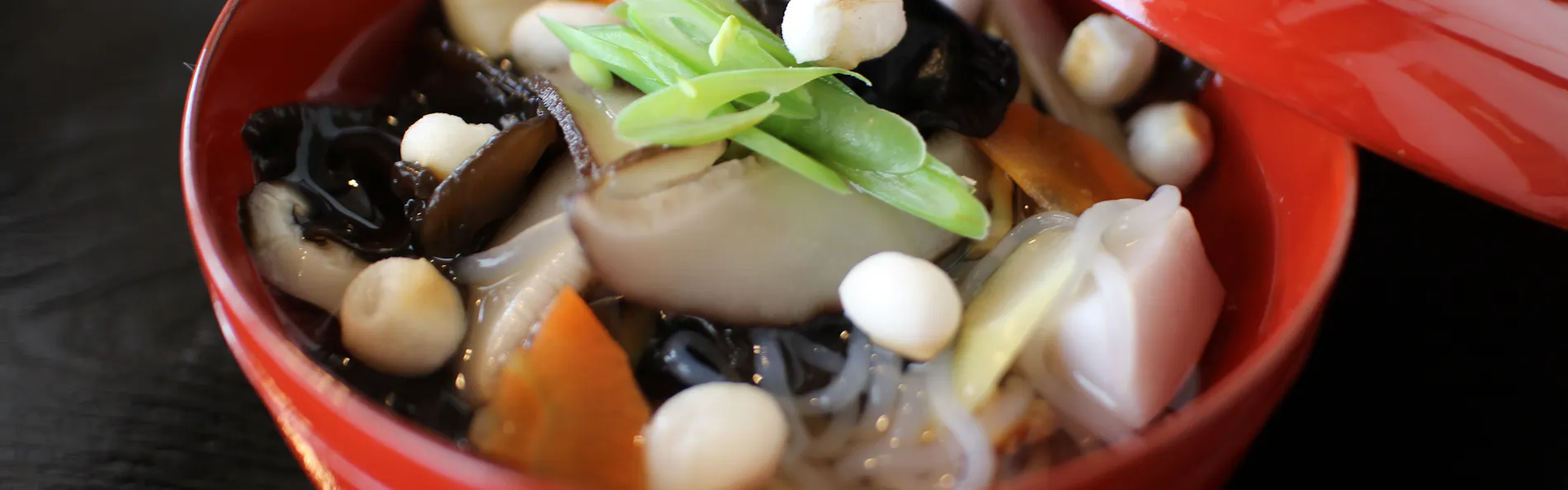 いろり古民家の宿 志ぐれ亭