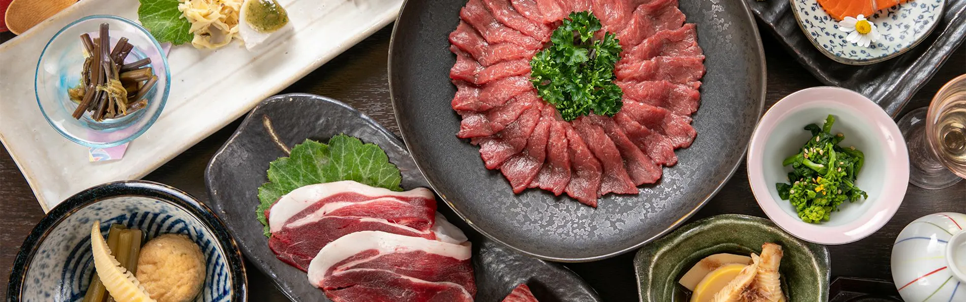 囲炉裏の温泉宿 いさみ館