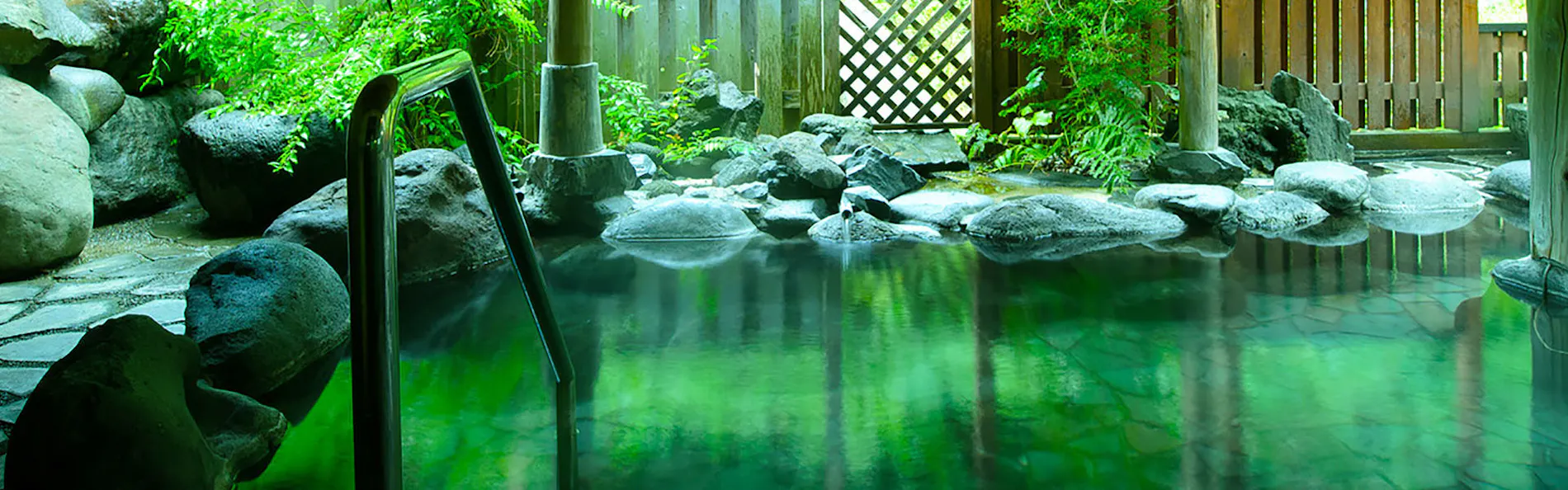 鶯宿温泉 元湯源泉かけ流しの宿 川長(旧:川長山荘)