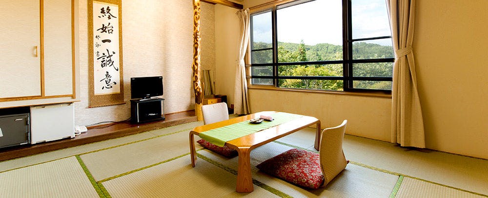 Ushuku Onsen Motoyu Gensen Kakenagashi no Yado Kawanaga (Formerly: Kawanaga Sanso)