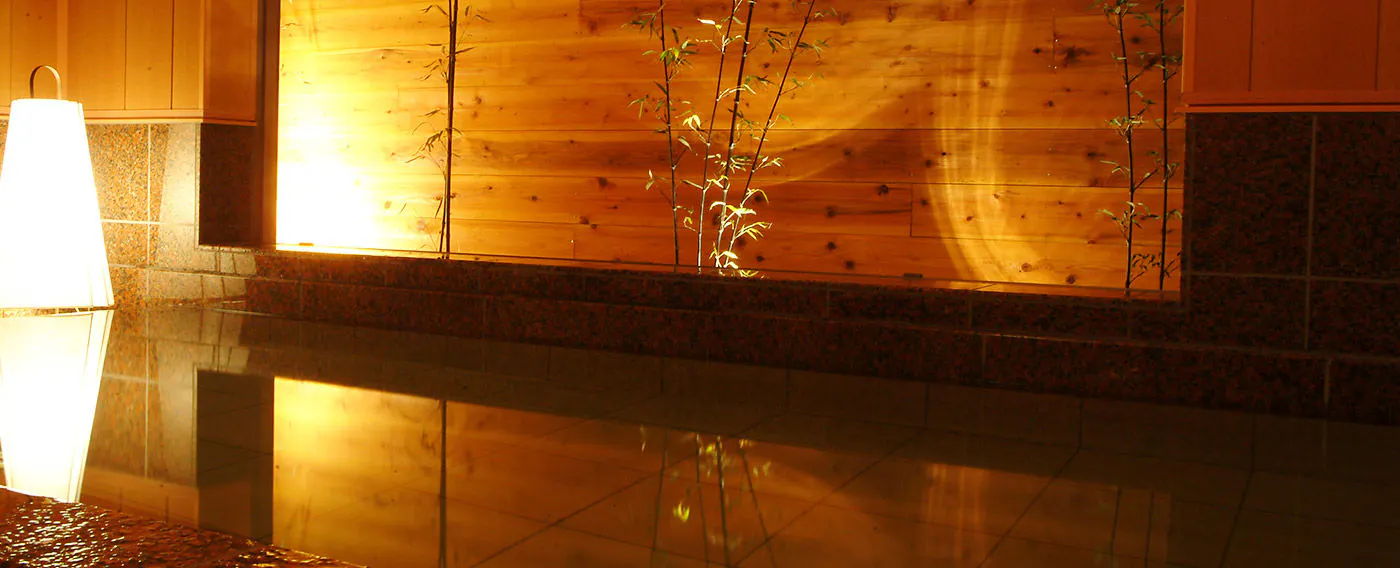 Mata air panas dan mandi