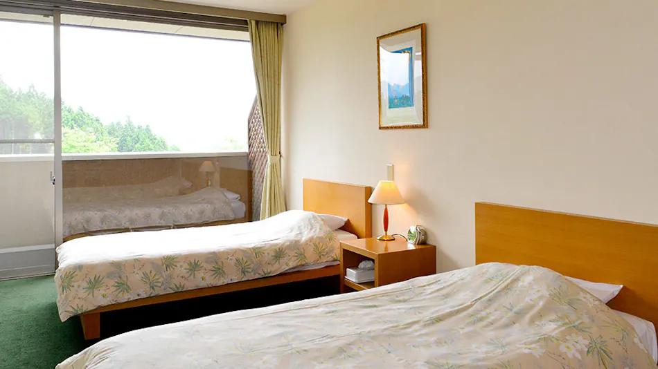 Atami Club Higashi Karuizawa Hotel