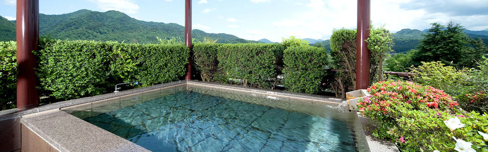 米と酒興と炉端の宿 高橋屋観山荘