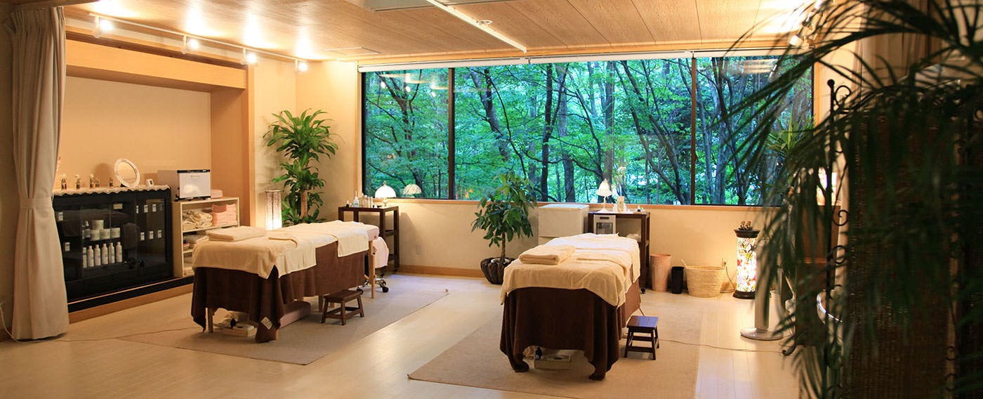 ร้านสปาอโรมาในป่า