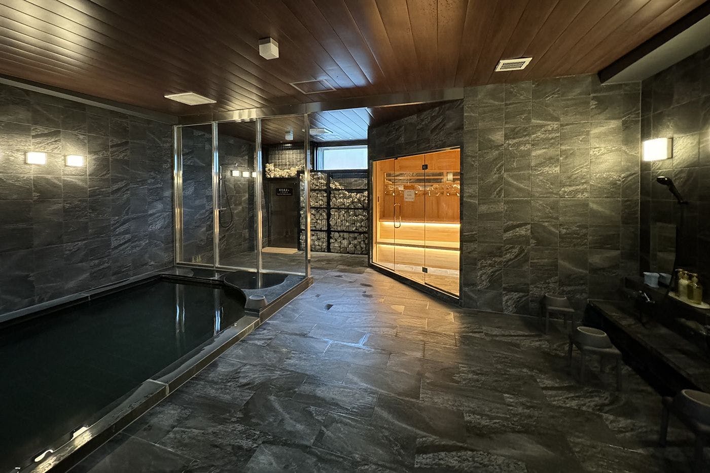 น้ำพุร้อน・อ่างอาบน้ำ