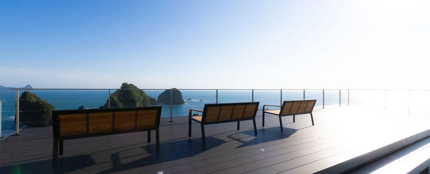 Rooftop Lounge 'Ten'en'