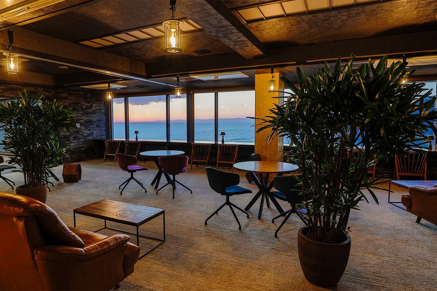 เลานจ์ฟรีชั้น 2 【Sayousagi】