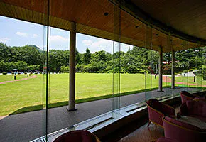 ロビーラウンジ