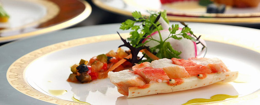 ã¬ã¹ãã©ã³ã»ãã«ãã¥ã¼ æçä¸ä¾