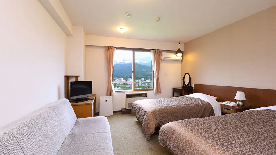 Hakuba Highland Hotel