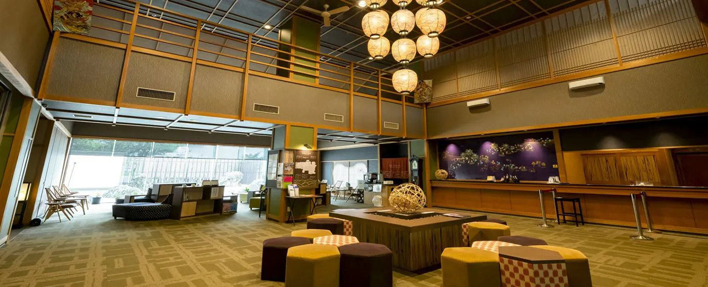 ロビーラウンジ
