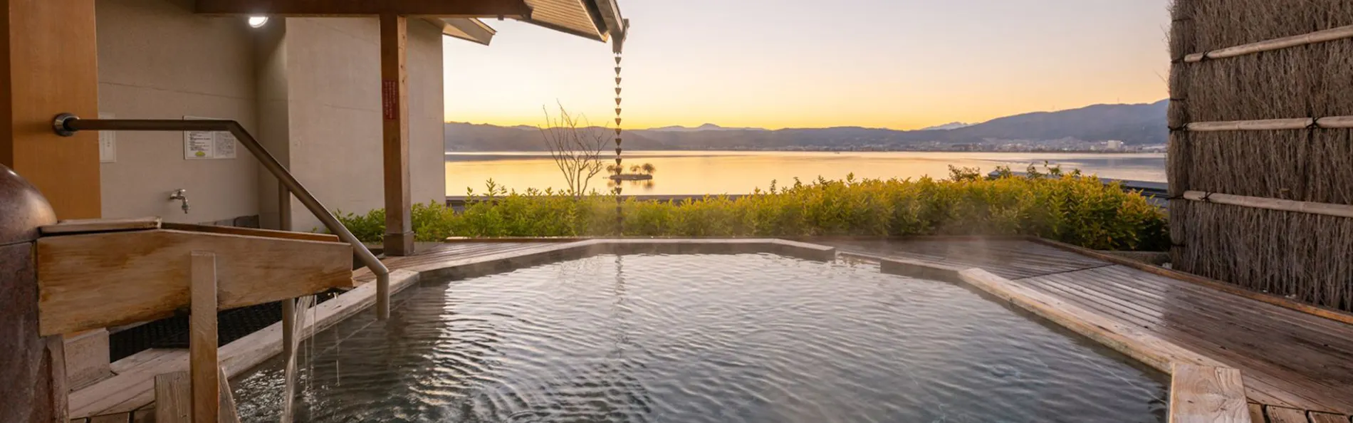 信州上諏訪温泉 諏訪別邸 朱白(旧 双泉の宿 朱白)