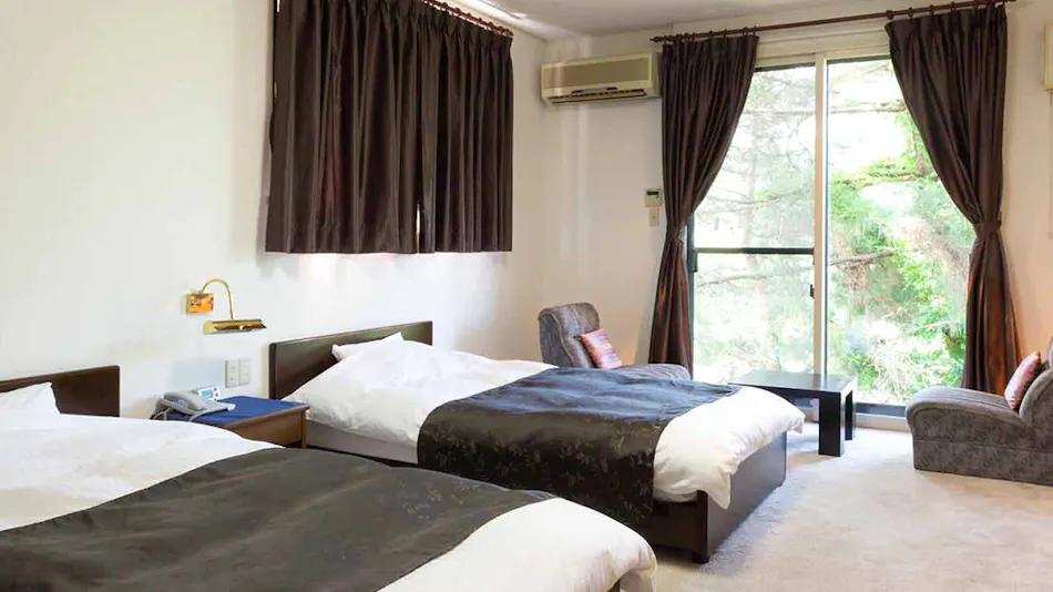 Hotel Hakuryuko Resort