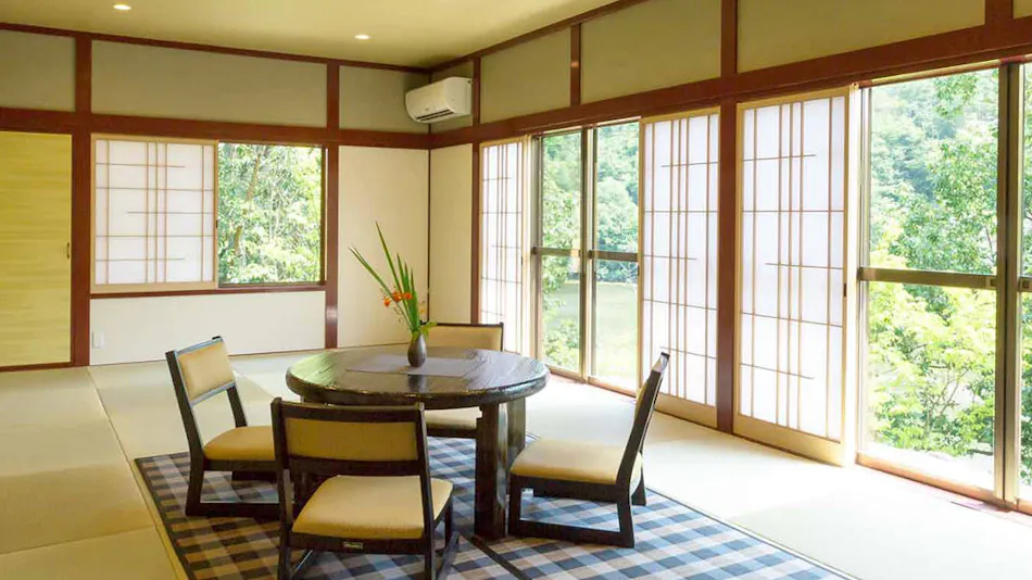 Hotel Hakuryuko Resort