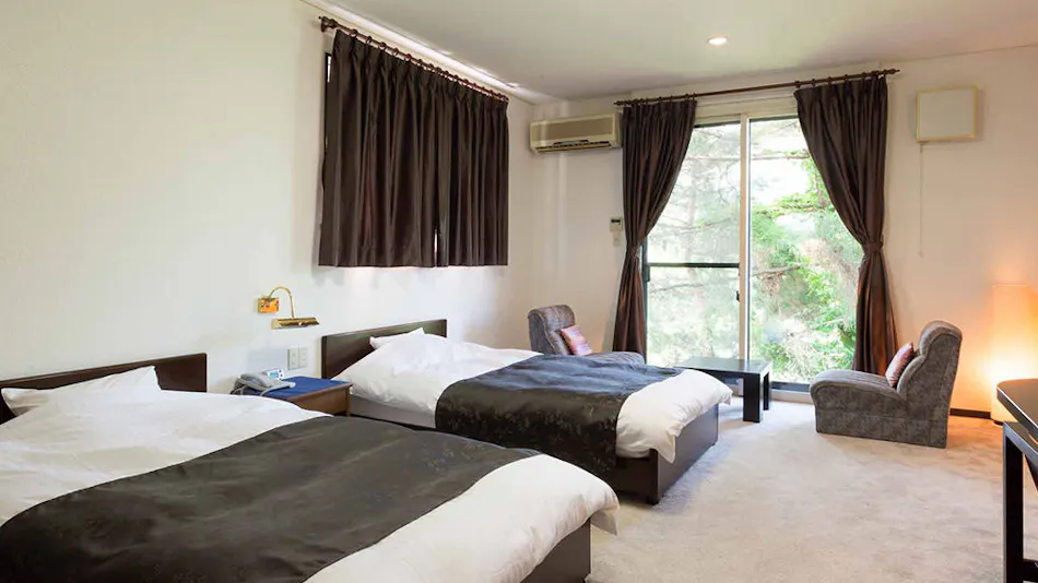 Hotel Hakuryuko Resort