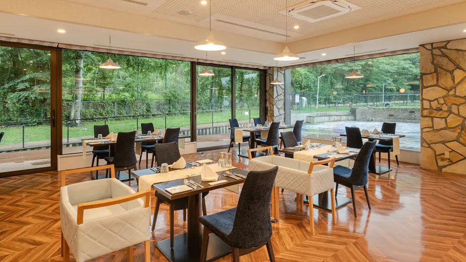 Wan Wan Paradise Premier Yamanakako