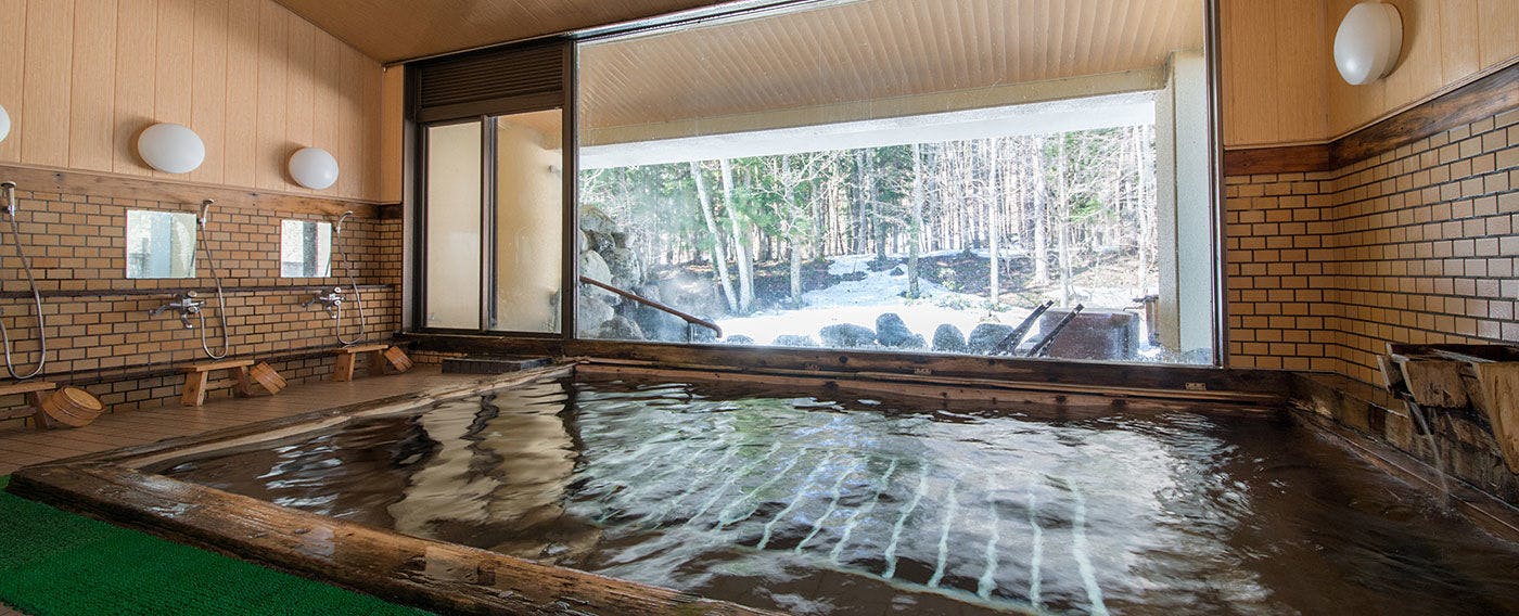 อ่างอาบน้ำในร่ม