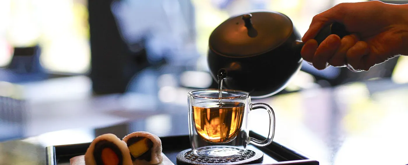 Minuman Selamat Datang & Hidangan Manis