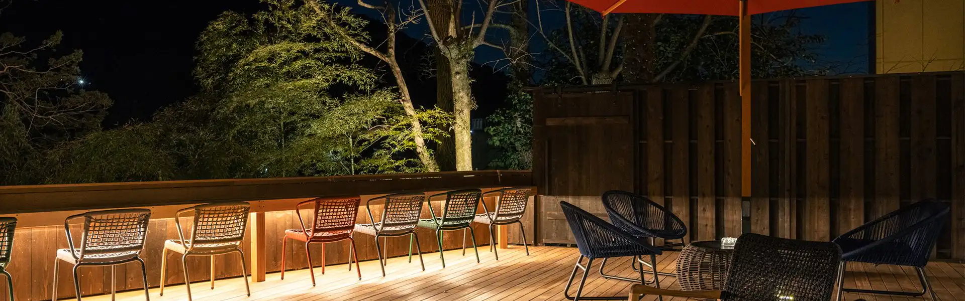 テラスラウンジ