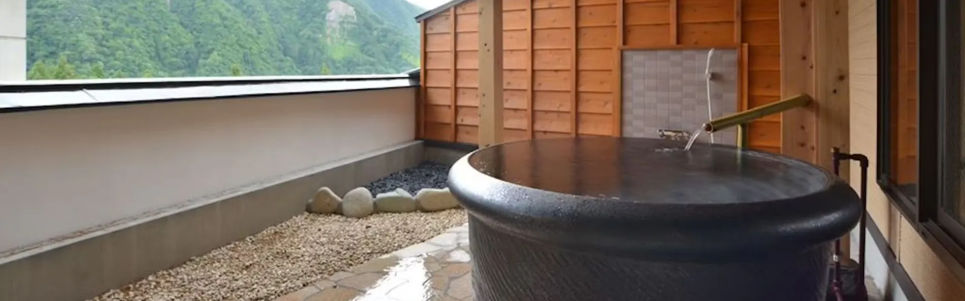 越後湯沢温泉 一望千里 御湯宿 中屋