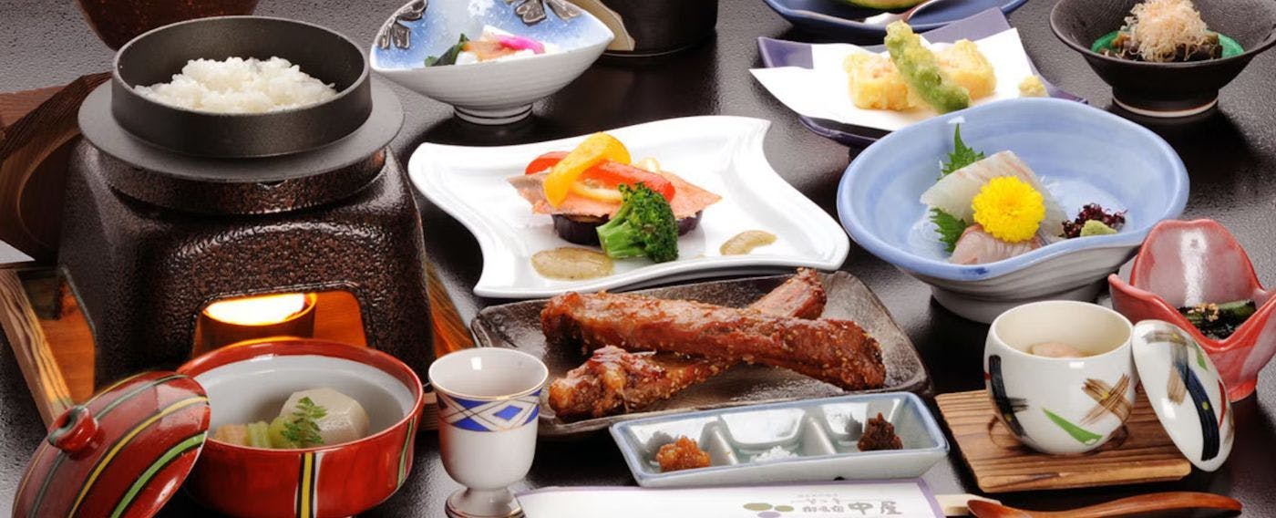 越後湯沢温泉 一望千里 御湯宿 中屋