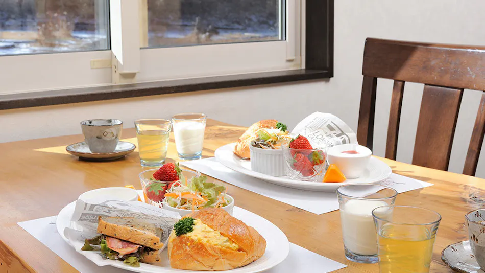 Yumenoki: A Lodge with Teppanyaki & Wine